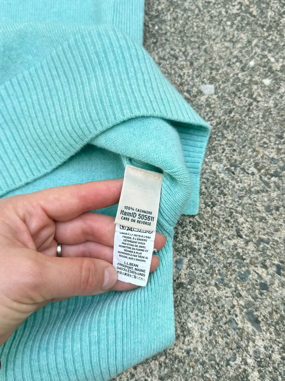 L.L. Bean Women’s Aqua Crewneck Sweater - Picture 3 of 9